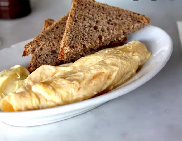 Moonsisters in the Kitchen: Truffelkaas omelet